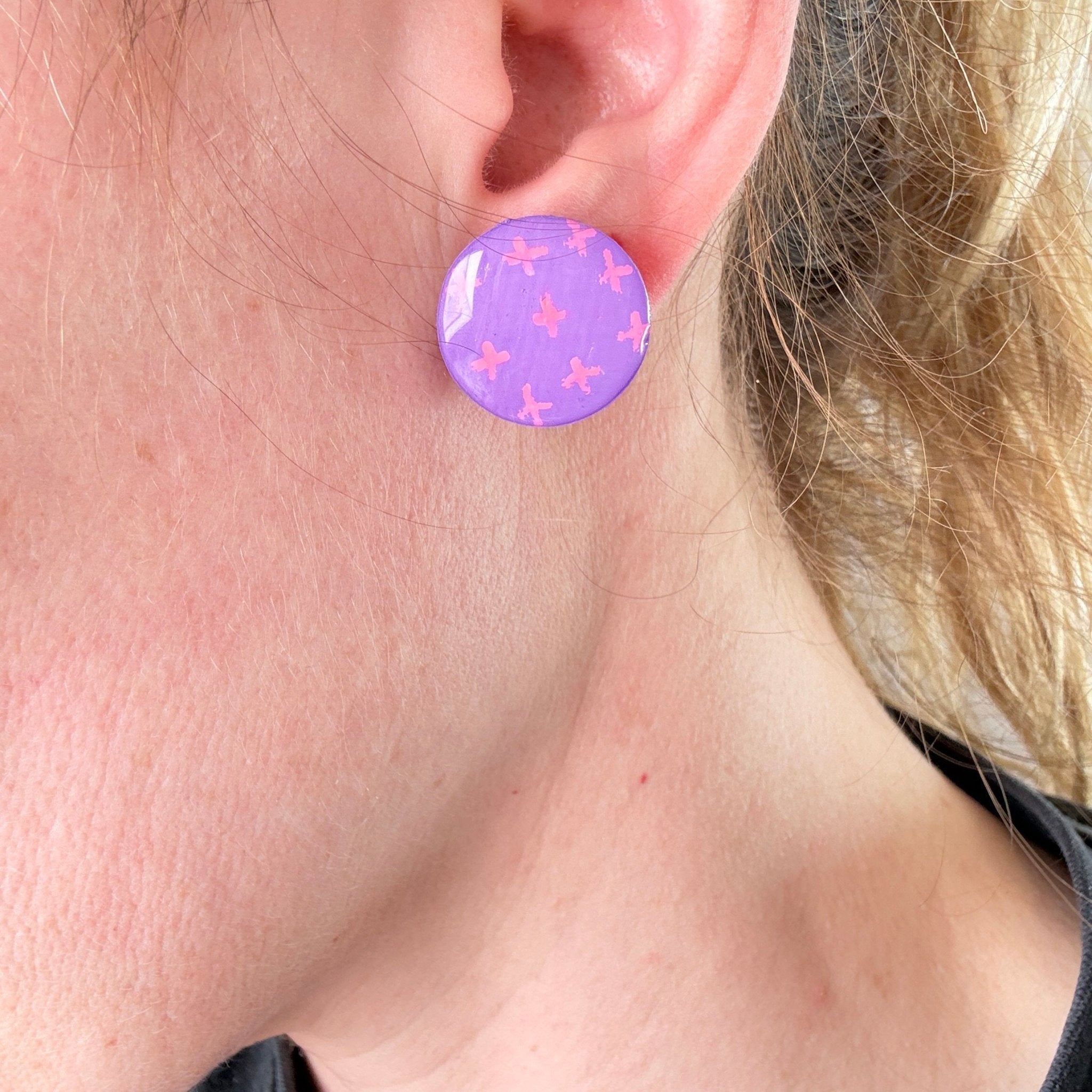Hot Cross Studs - Smudges