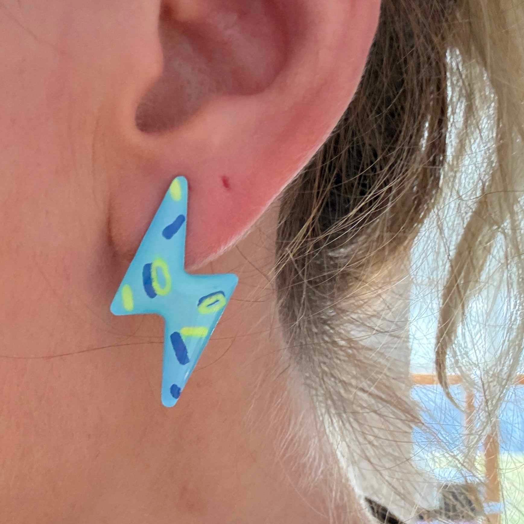 Short Circut Studs - Smudges