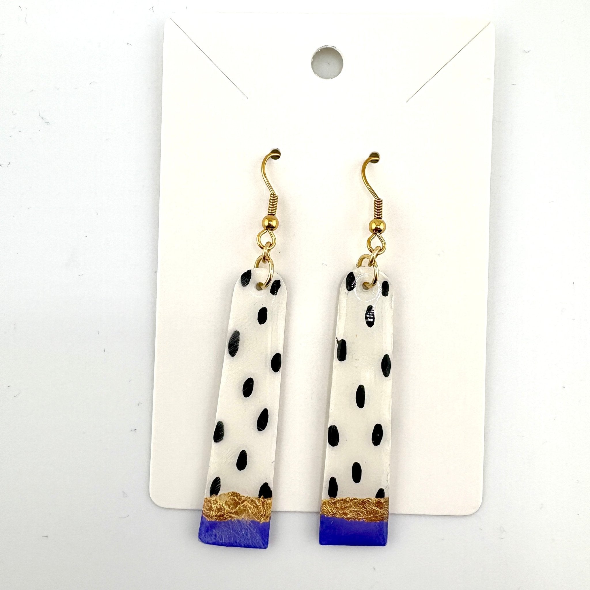 Spot On: Cool Girl Dangles - Smudges