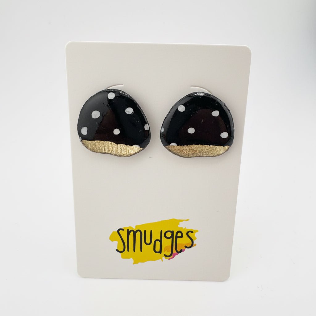 Trouble Spots Studs - Smudges